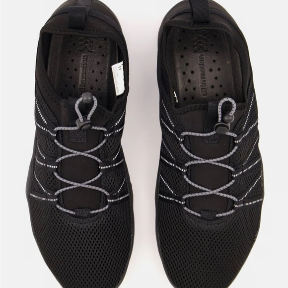 All in Motion Men Drawstring Outdoor Shoes, Black​ - Picture 5 of 7
